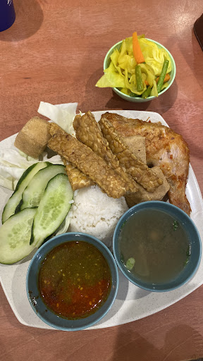 Food Avenue Aeon Mall Kota Bharu