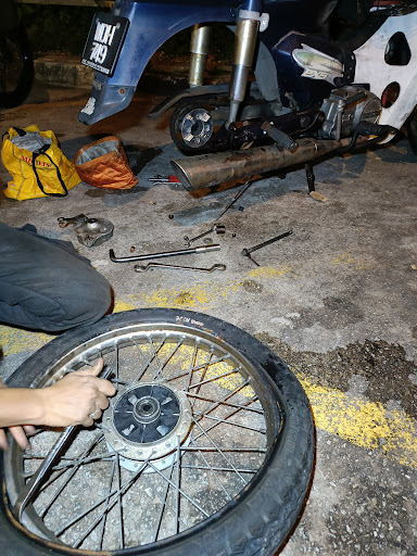 TAYAR BOCOR KERETA MOTOR 24JAM KL