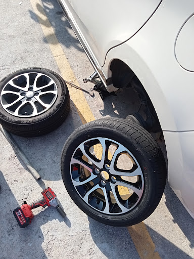 Servis Tayar pancit KL 24jam Breakdown Service
