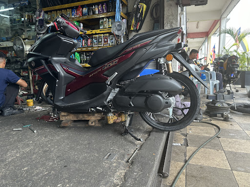 Marina Motor Teluk Batik