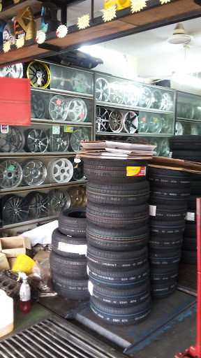 Pusat Tayar Dan Bateri Mutiara