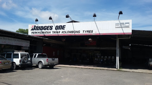 Kolombong Tyres
