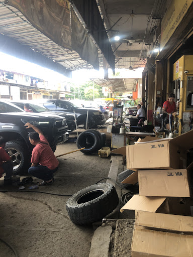 Syarikat Soon Fatt Tyres Services