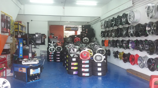 Lau Tyre & Battery Auto Service