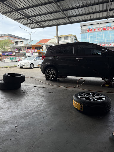 Continental & Viking - Hung Hing Tyre & Battery Service Centre Co.