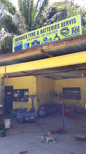 Ronnick Tyre