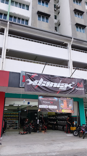 Dania Garage Bukit Mewah @ PETRONAS MotoExpert - Bengkel Motor, Repair Motor & Tayar Motor