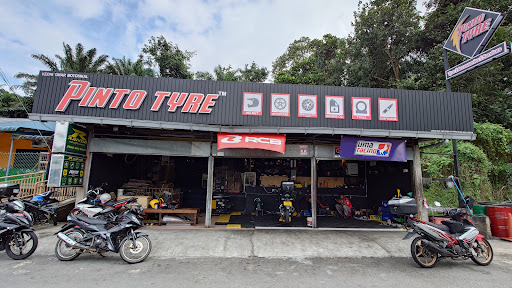 Pinto Tyres