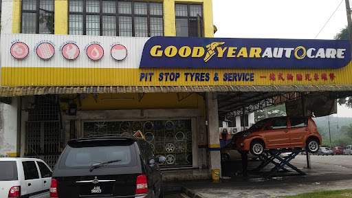 Pit Stop Tyres & Service