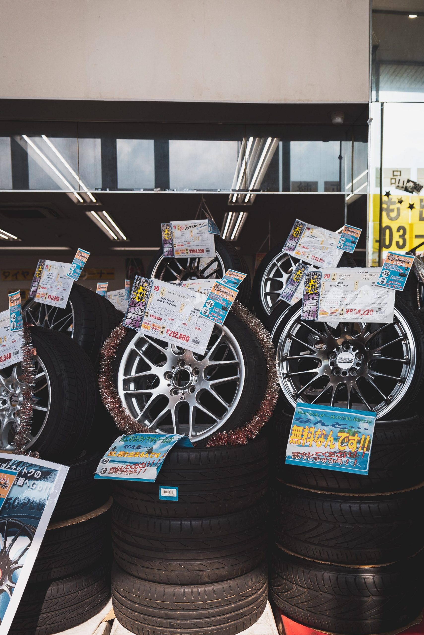 Jakpo Tyre Garage 1 jakpo tyre garage scaled