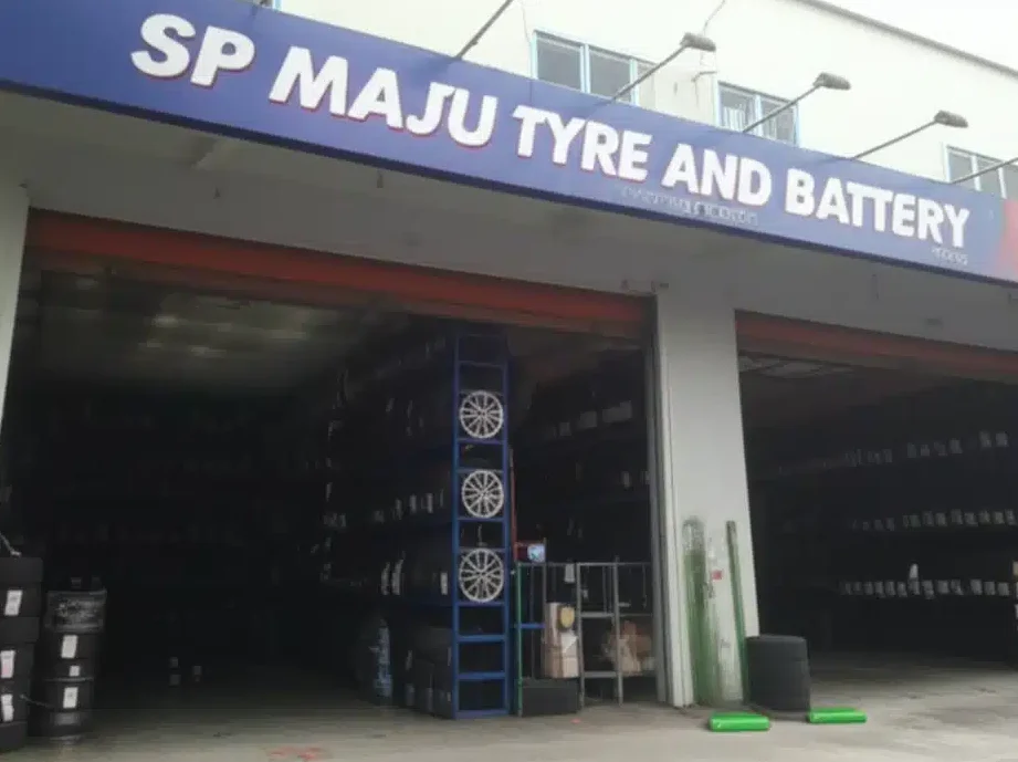 pusat servis bateri dan tayar maju 1